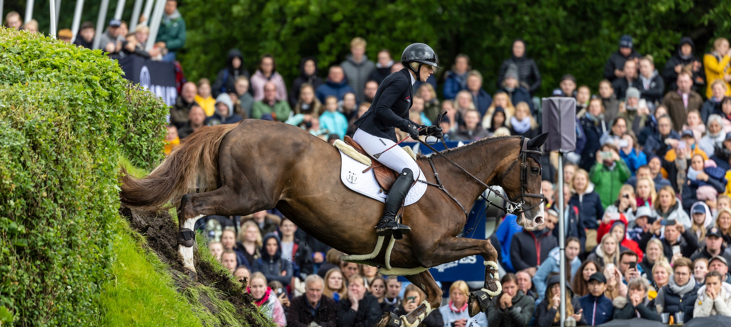 Hamburg: Cassandra Orschel gewinnt das Spring-Derby